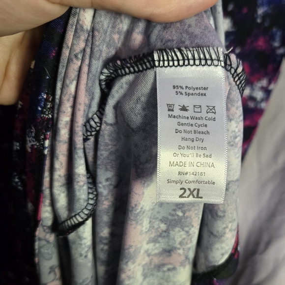 LuLaRoe Riley - Picture 4 of 4